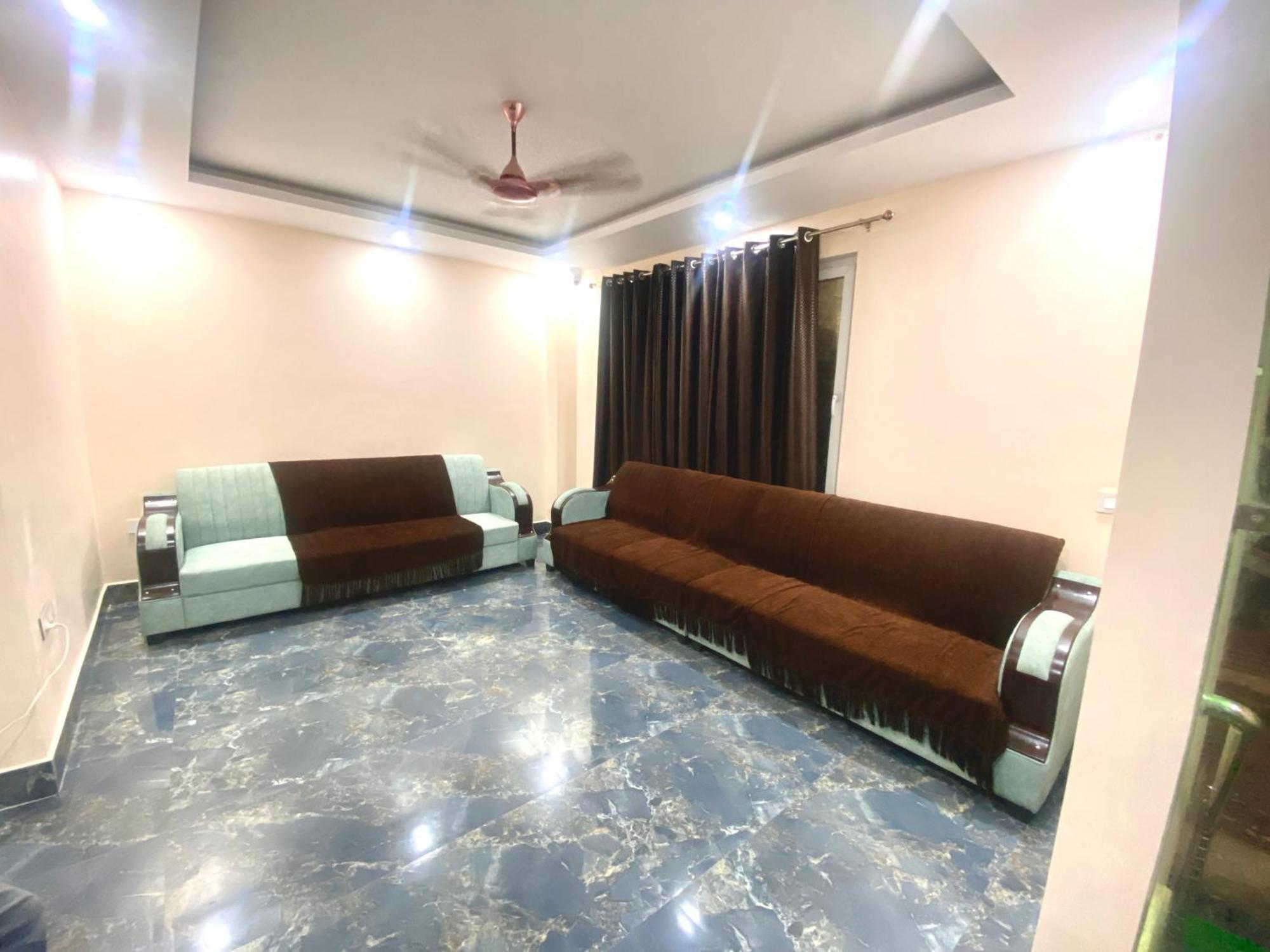 Ramalayam Inn Ayodhya Экстерьер фото